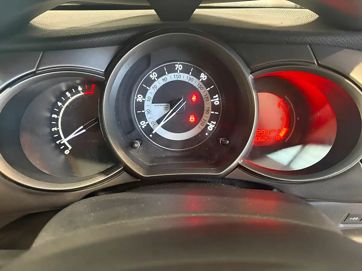 Used 2013 Citroen C3 Vtr+ Blue - Interior and Exterior details 10