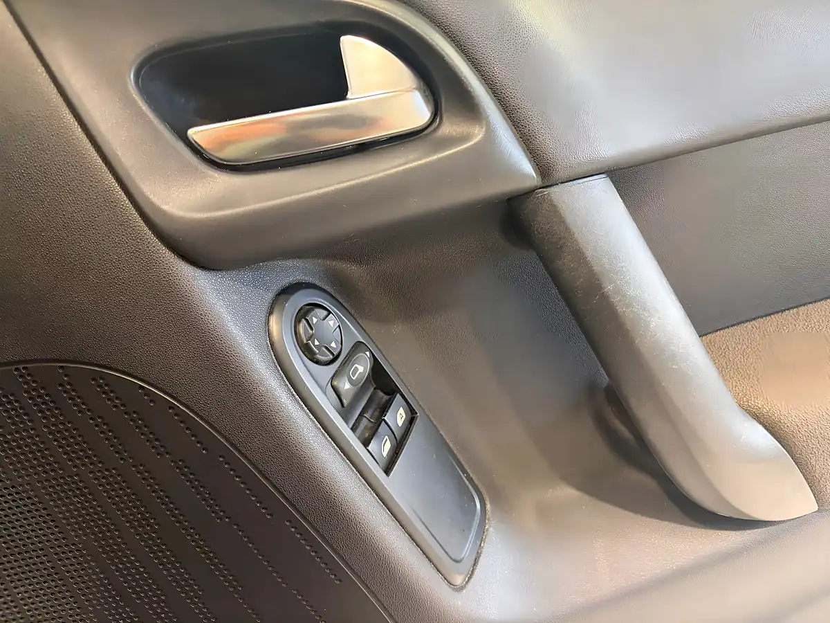 Used 2013 Citroen C3 Vtr+ Blue - Interior and Exterior details 16