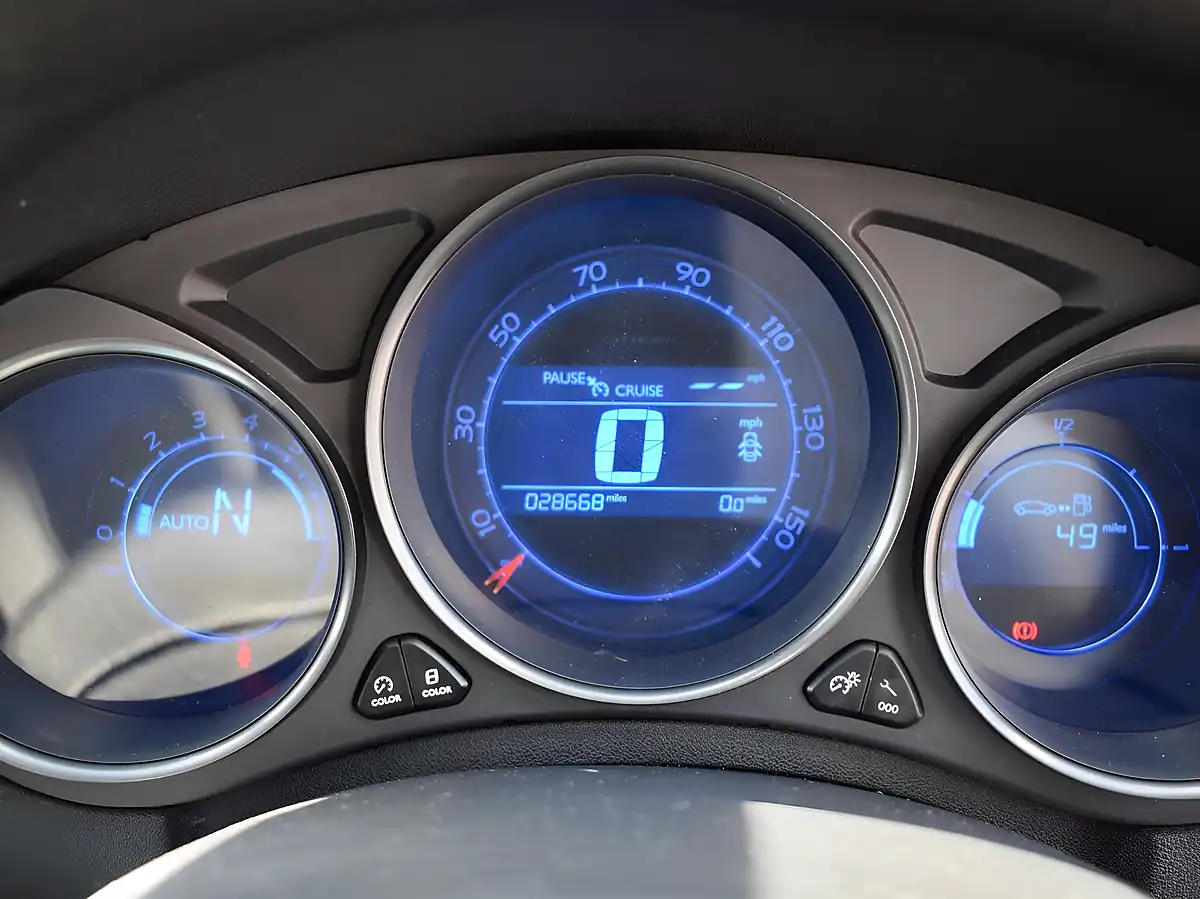 Used 2013 Citroen C4 Airdream Exclusive Grey - Interior and Exterior details 10