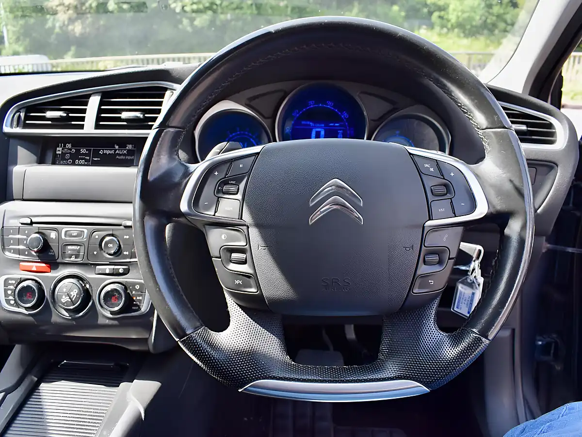 Used 2013 Citroen C4 Airdream Exclusive Grey - Interior and Exterior details 15