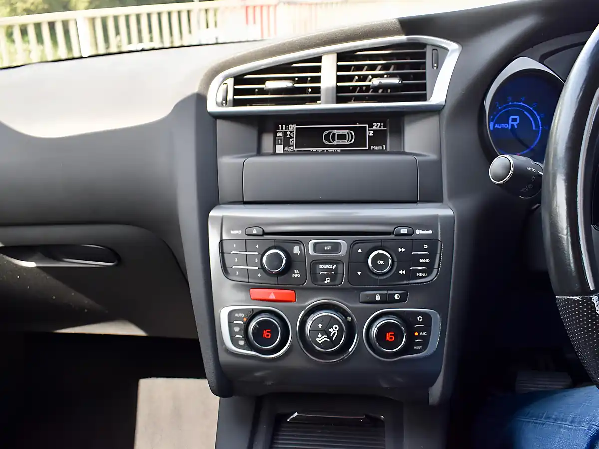Used 2013 Citroen C4 Airdream Exclusive Grey - Interior and Exterior details 16