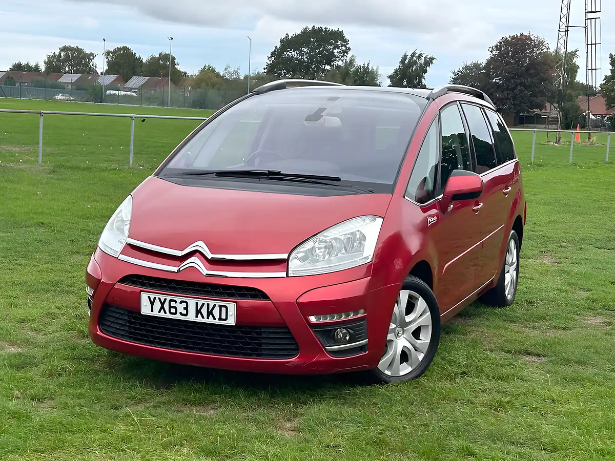 Used 2013 Citroen C4 Grand Picasso Platinum Red - Front View