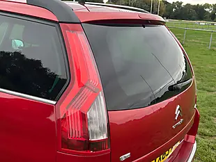 Used 2013 Citroen C4 Grand Picasso Platinum Red - Interior and Exterior details 13