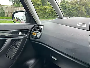 Used 2013 Citroen C4 Grand Picasso Platinum Red - Interior and Exterior details 18