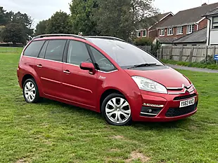Used 2013 Citroen C4 Grand Picasso Platinum Red - Interior and Exterior details 3
