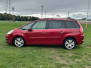 Used 2013 Citroen C4 Grand Picasso Platinum Red - Interior and Exterior details 8