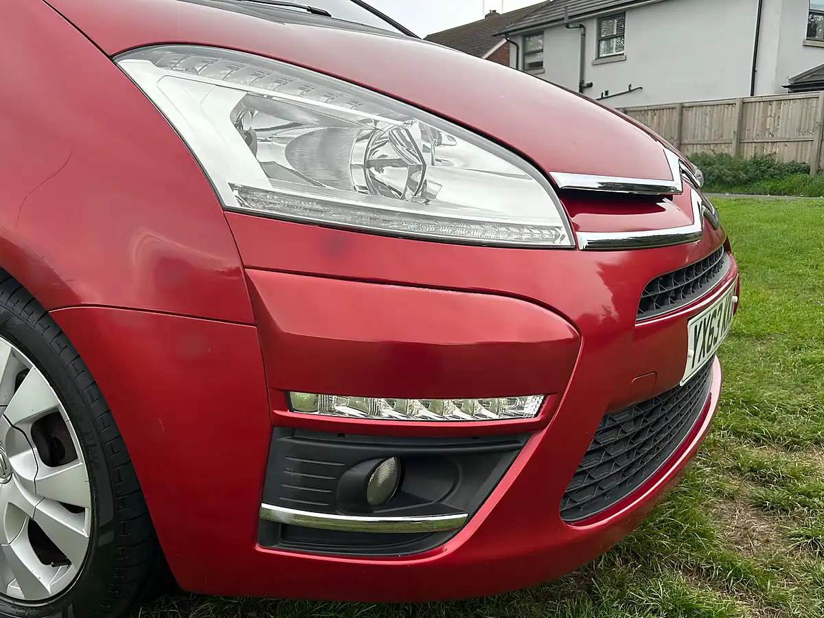 Used 2013 Citroen C4 Grand Picasso Platinum Red - Interior and Exterior details 9