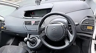 Used 2013 Citroen C4 Grand Picasso Platinum White - Interior and Exterior details 11