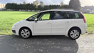 Used 2013 Citroen C4 Grand Picasso Platinum White - Interior and Exterior details 15