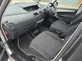 Used 2013 Citroen C4 Picasso Airdream Edition Silver - Interior and Exterior details 11