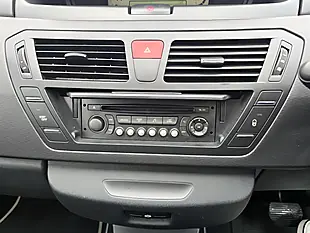Used 2013 Citroen C4 Picasso Airdream Edition Silver - Interior and Exterior details 16