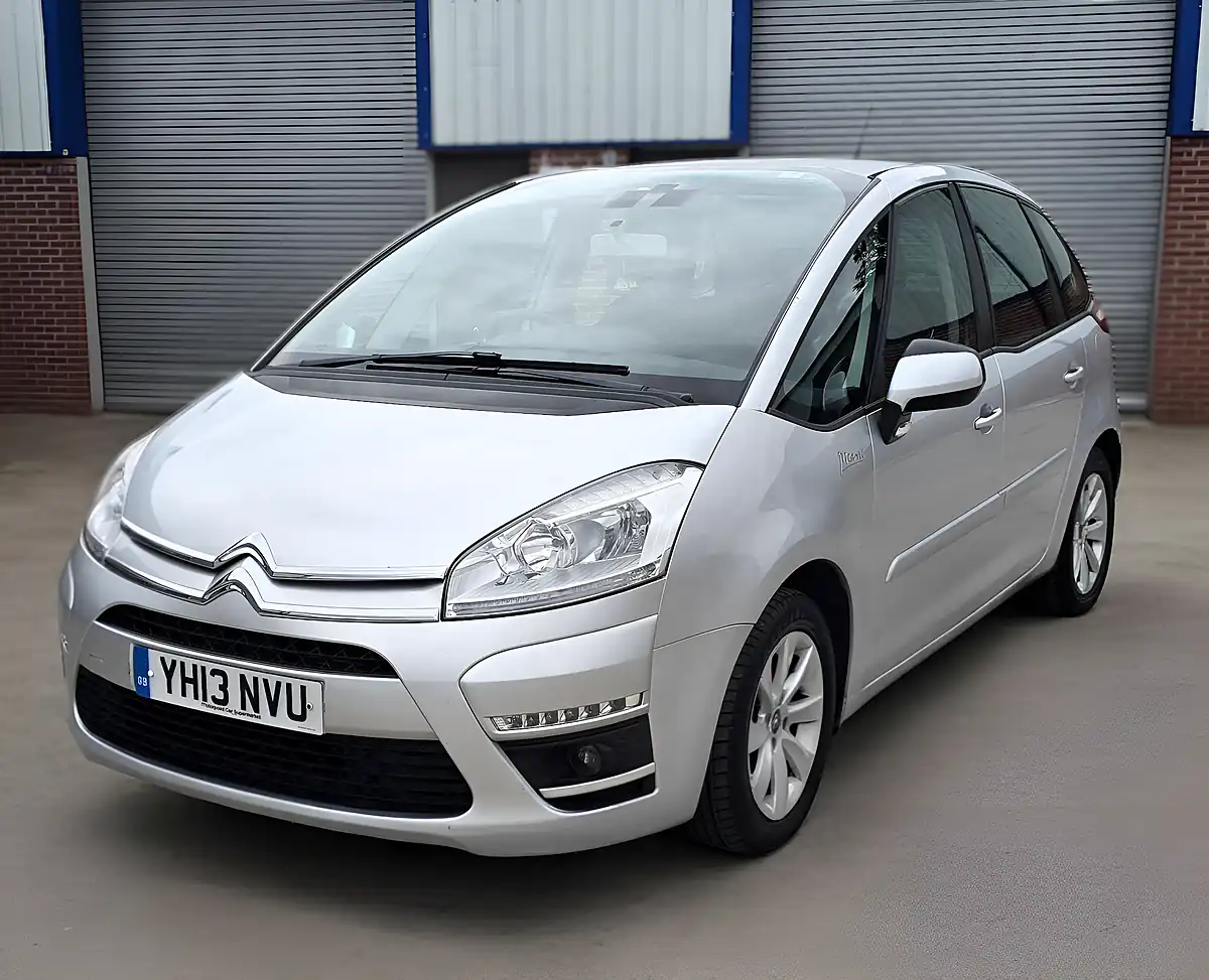 Used 2013 Citroen C4 Picasso Airdream Edition Silver - Interior and Exterior details 4