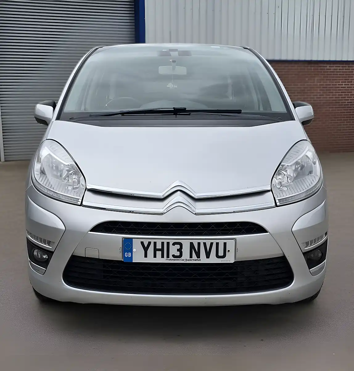 Used 2013 Citroen C4 Picasso Airdream Edition Silver - Interior and Exterior details 5