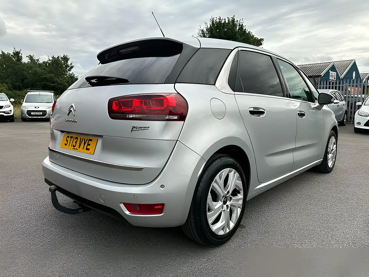Used 2013 Citroen C4 Picasso Airdream Exclusive Silver - Interior and Exterior details 10