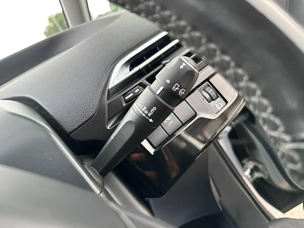 Used 2013 Citroen C4 Picasso Airdream Exclusive Silver - Interior and Exterior details 17