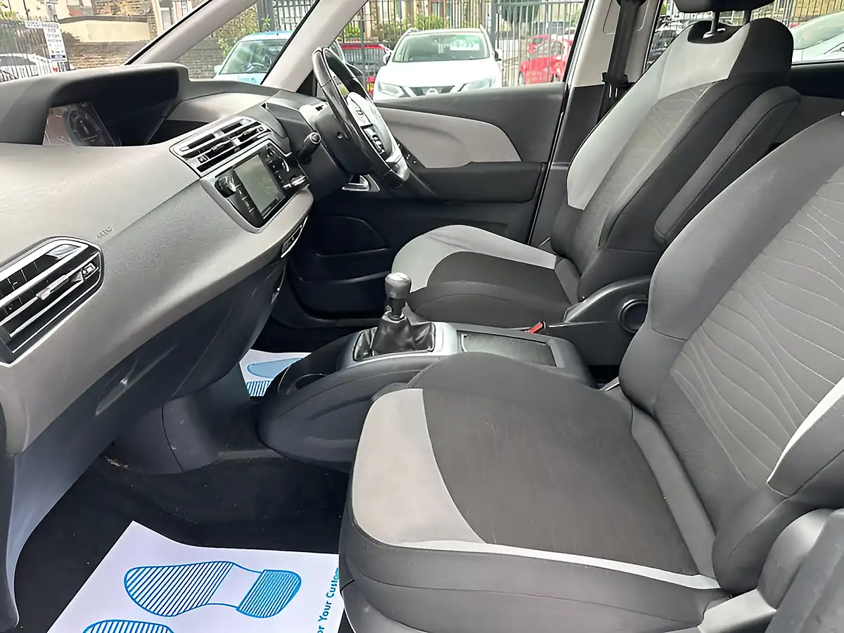 Used 2013 Citroen C4 Picasso Airdream Exclusive Silver - Interior and Exterior details 19