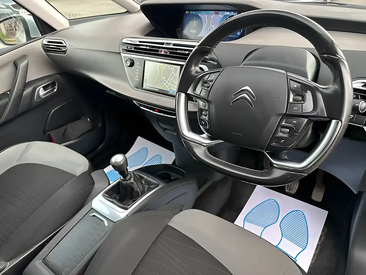 Used 2013 Citroen C4 Picasso Airdream Exclusive Silver - Interior and Exterior details 2