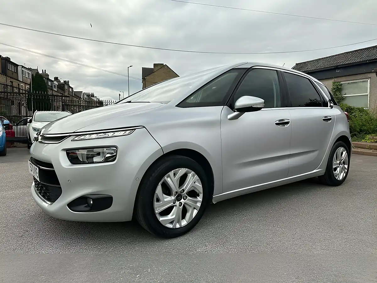 Used 2013 Citroen C4 Picasso Airdream Exclusive Silver - Interior and Exterior details 4