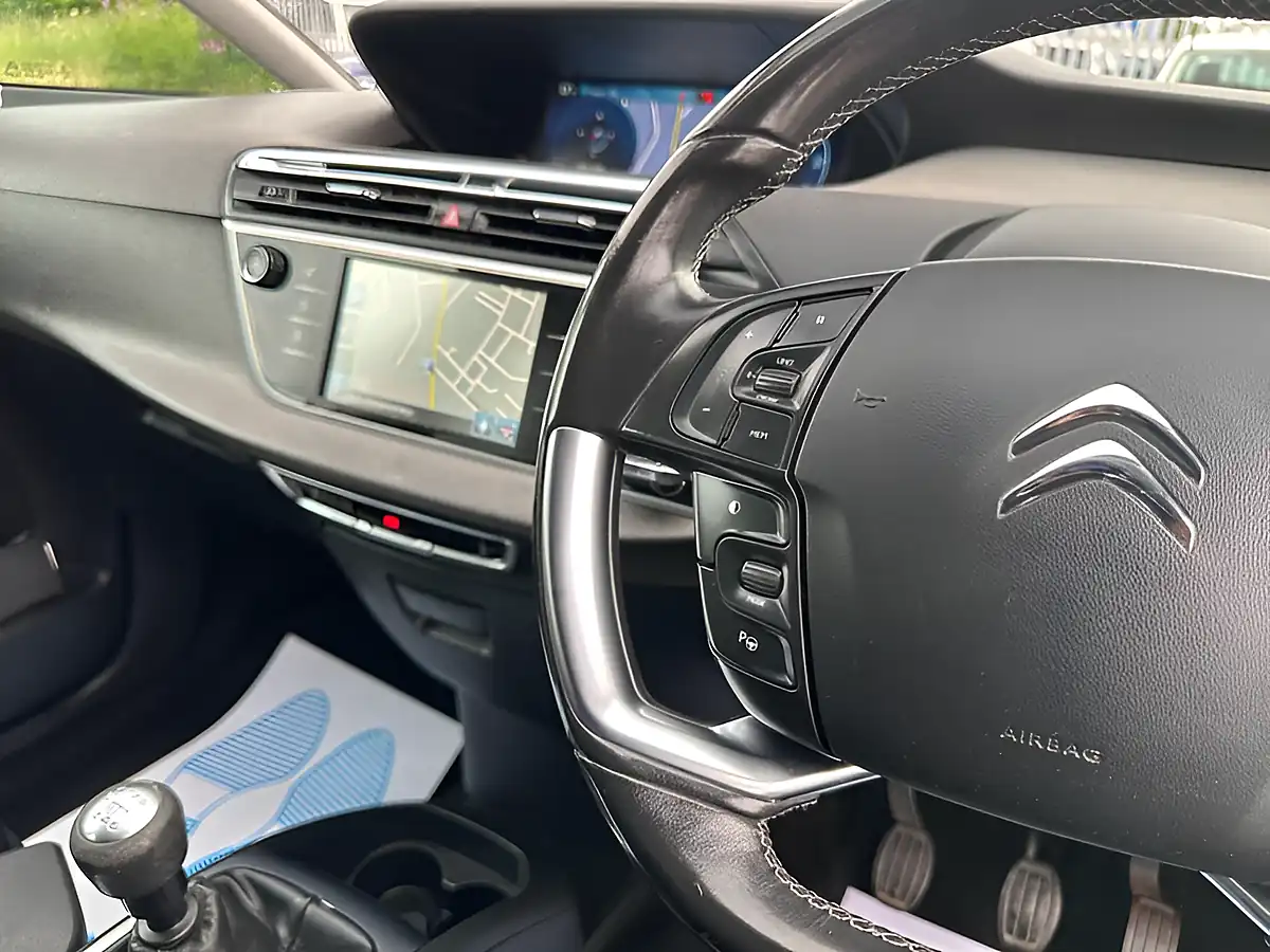 Used 2013 Citroen C4 Picasso Airdream Exclusive Silver - Interior and Exterior details 7