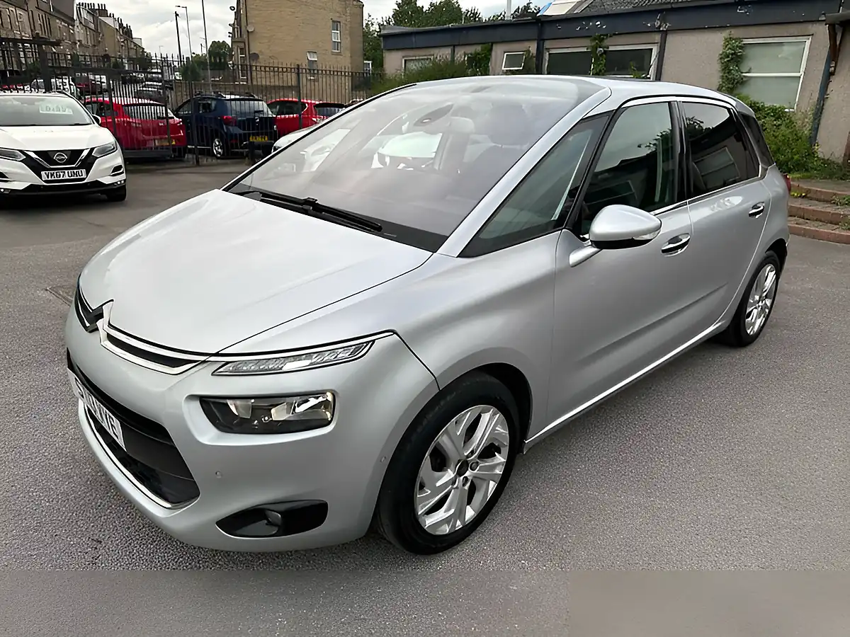 Used 2013 Citroen C4 Picasso Airdream Exclusive Silver - Interior and Exterior details 9