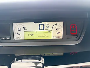 Used 2013 Citroen C4 Picasso Airdream Platinum Red - Interior and Exterior details 14