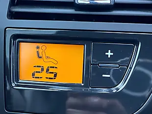 Used 2013 Citroen C4 Picasso Airdream Platinum Red - Interior and Exterior details 18