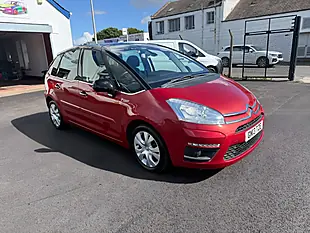 Used 2013 Citroen C4 Picasso Airdream Platinum Red - Interior and Exterior details 3