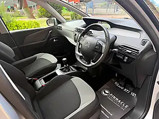 Used 2013 Citroen C4 Picasso Vtr+ Silver - Interior and Exterior details 7