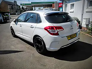 Used 2013 Citroen C4 Vtr+ White - Interior and Exterior details 6