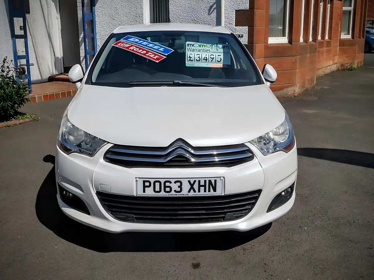 Used 2013 Citroen C4 Vtr+ White - Interior and Exterior details 9