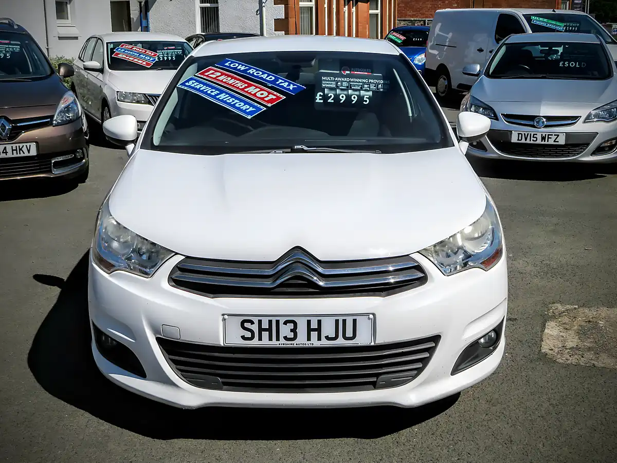 Used 2013 Citroen C4 Vtr+ White - Interior and Exterior details 12