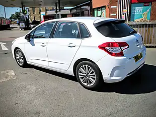 Used 2013 Citroen C4 Vtr+ White - Interior and Exterior details 6
