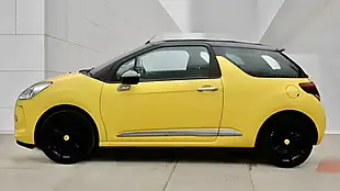 Used 2013 Citroen DS3 Cabrio Dstyle Plus Yellow - Interior and Exterior details 4