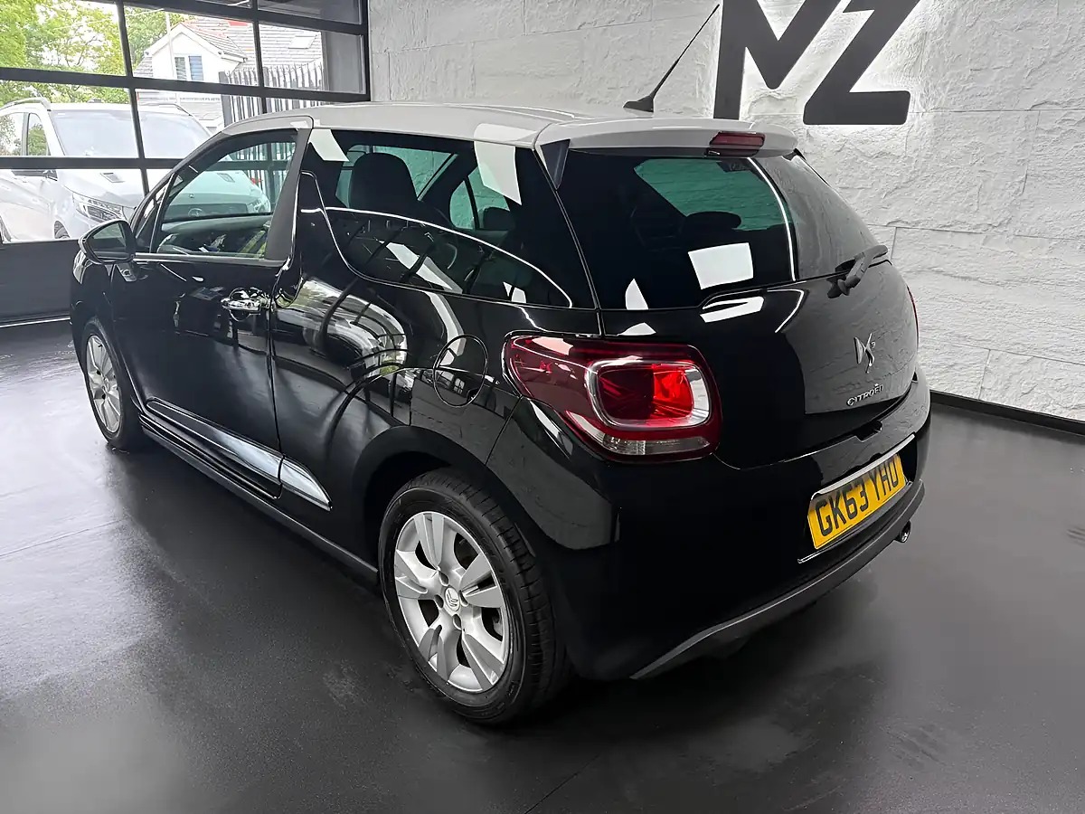 Used 2013 Citroen DS3 Dstyle Black - Interior and Exterior details 12