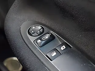Used 2013 Citroen DS3 Dstyle Plus White - Interior and Exterior details 10