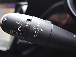 Used 2013 Citroen DS3 Dstyle Plus White - Interior and Exterior details 11