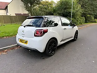 Used 2013 Citroen DS3 Dstyle Plus White - Interior and Exterior details 3