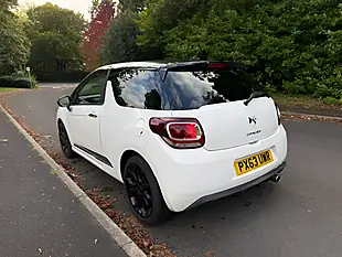 Used 2013 Citroen DS3 Dstyle Plus White - Interior and Exterior details 5
