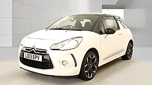Used 2013 Citroen DS3 Dstyle Plus White - Interior and Exterior details 3