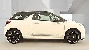 Used 2013 Citroen DS3 Dstyle Plus White - Interior and Exterior details 8