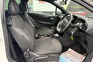 Used 2013 Citroen DS3 Dstyle White - Interior and Exterior details 20