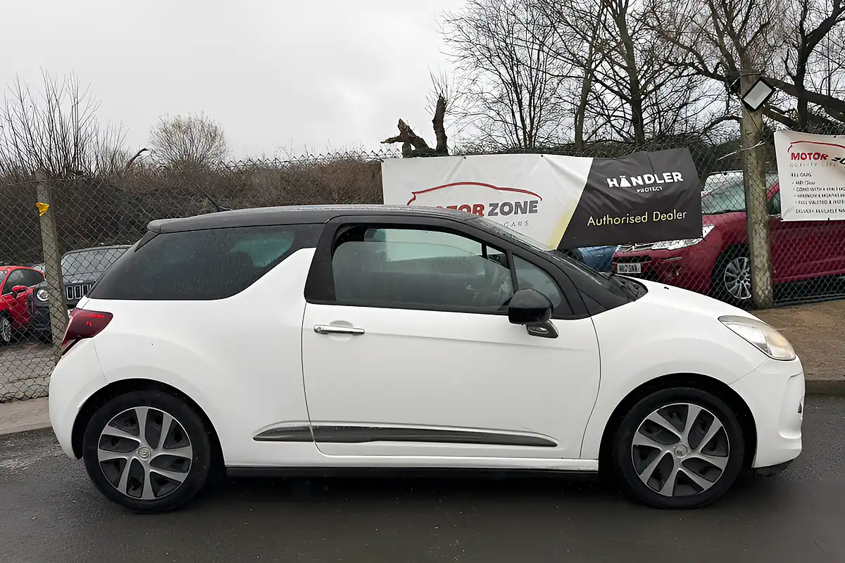 Used 2013 Citroen DS3 Dstyle White - Interior and Exterior details 4