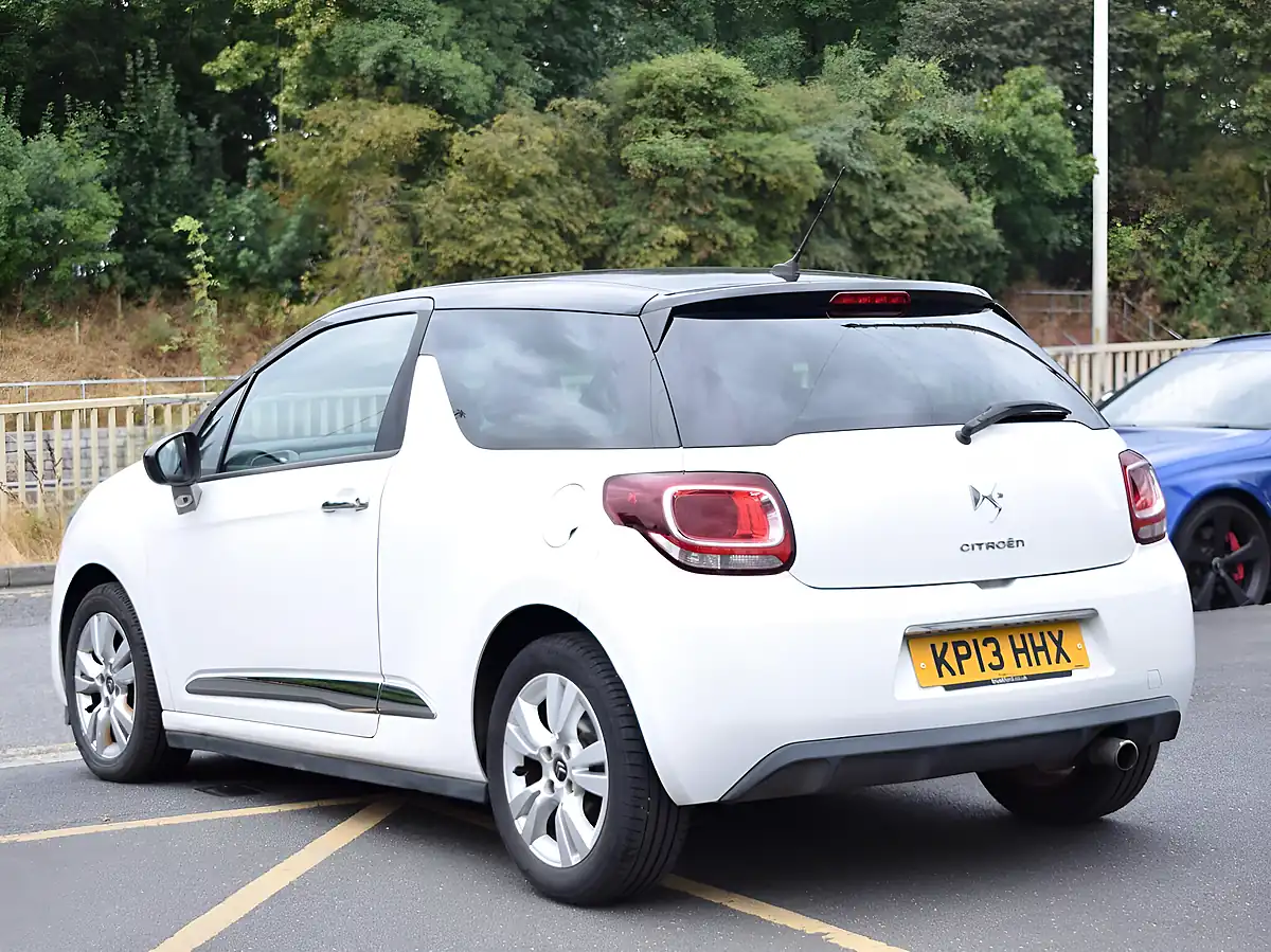 Used 2013 Citroen DS3 Dstyle White - Interior and Exterior details 5