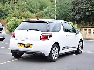 Used 2013 Citroen DS3 Dstyle White - Interior and Exterior details 9