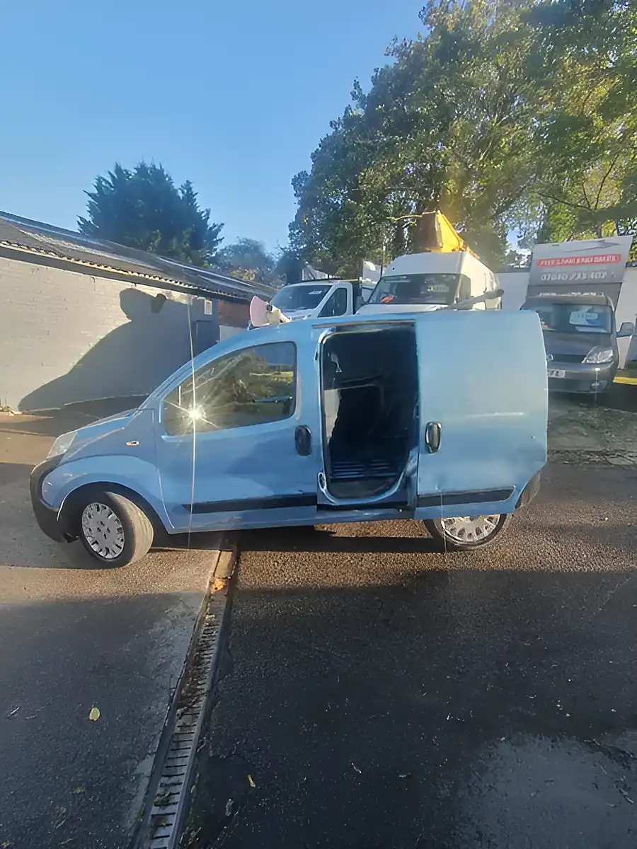 Used 2013 Citroen Nemo Ice Blue Ice Blue - Interior and Exterior details 12