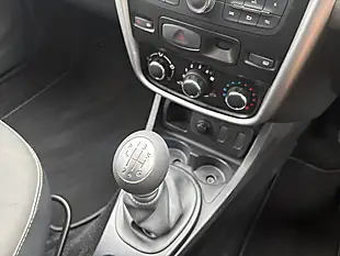 Used 2013 Dacia Duster Ambiance Grey - Interior and Exterior details 12