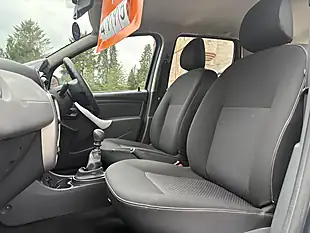 Used 2013 Dacia Duster Ambiance Grey - Interior and Exterior details 14