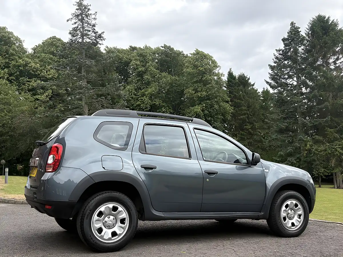 Used 2013 Dacia Duster Ambiance Grey - Interior and Exterior details 17