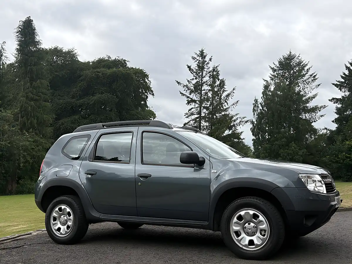 Used 2013 Dacia Duster Ambiance Grey - Interior and Exterior details 19