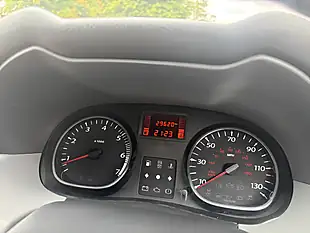 Used 2013 Dacia Duster Ambiance Grey - Interior and Exterior details 6